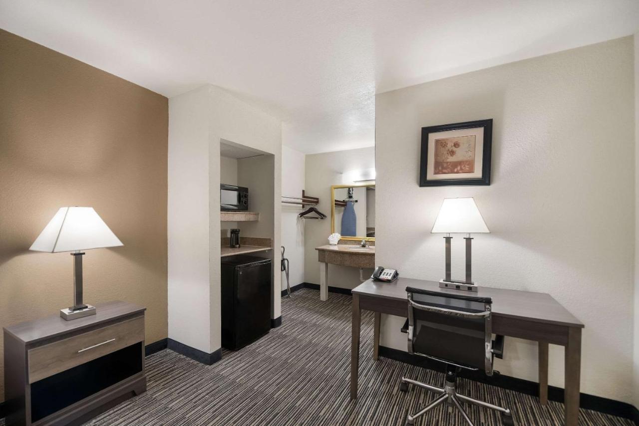 Quality Inn & Suites Lufkin Eksteriør bilde