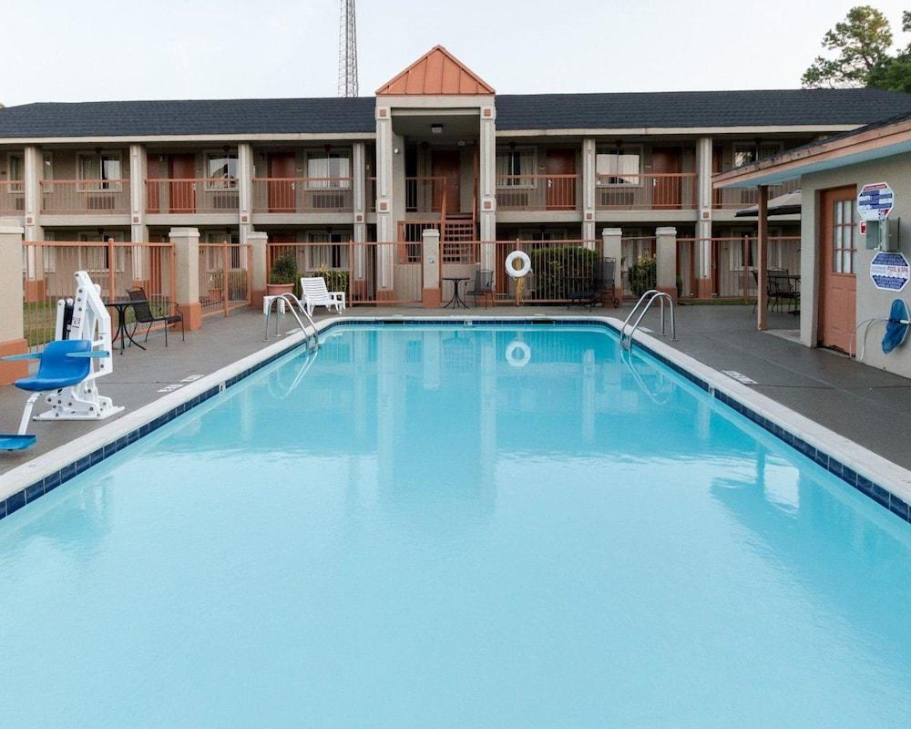 Quality Inn & Suites Lufkin Eksteriør bilde
